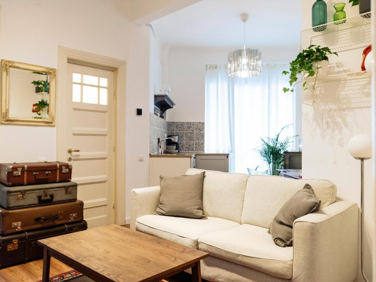 Lovely Vintage Double Studio In City Center Bukurešť Exteriér fotografie