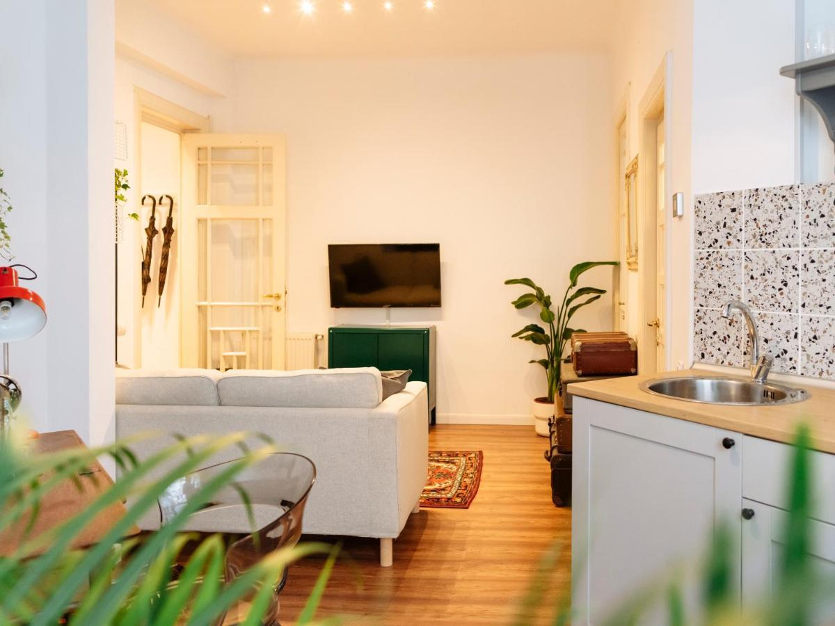 Lovely Vintage Double Studio In City Center Bukurešť Exteriér fotografie