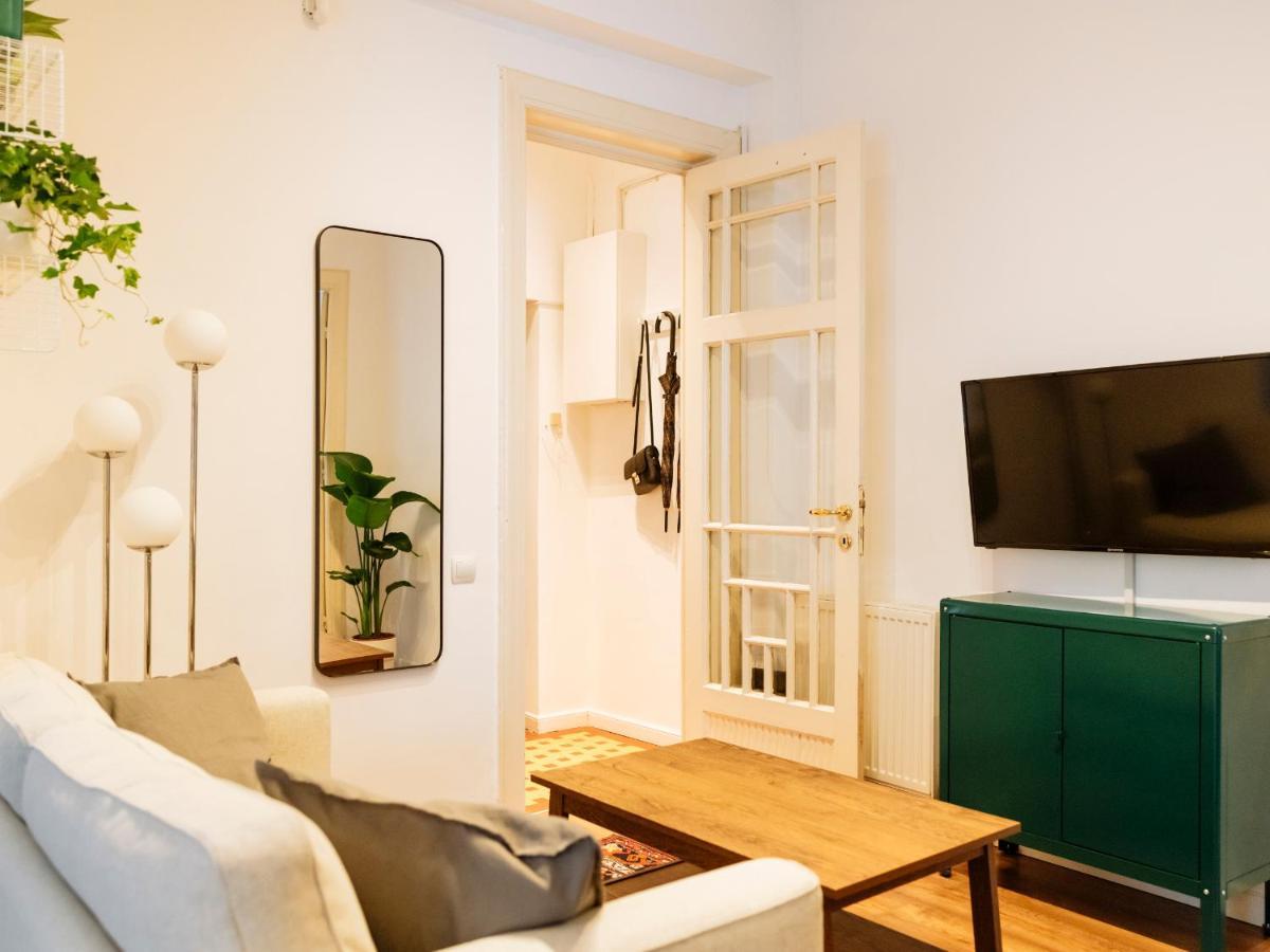 Lovely Vintage Double Studio In City Center Bukurešť Exteriér fotografie